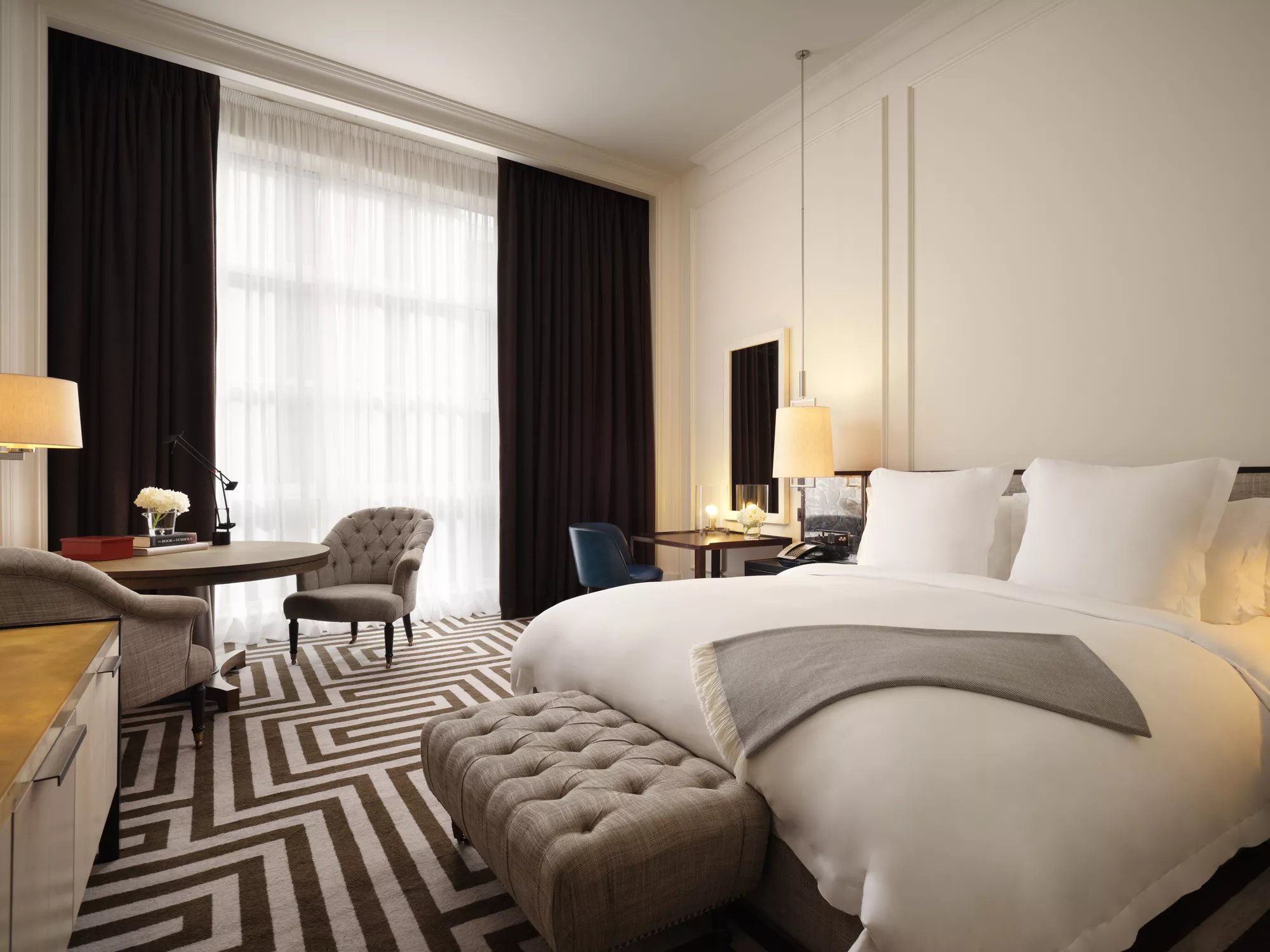 Grand Premier King / Junior Suite